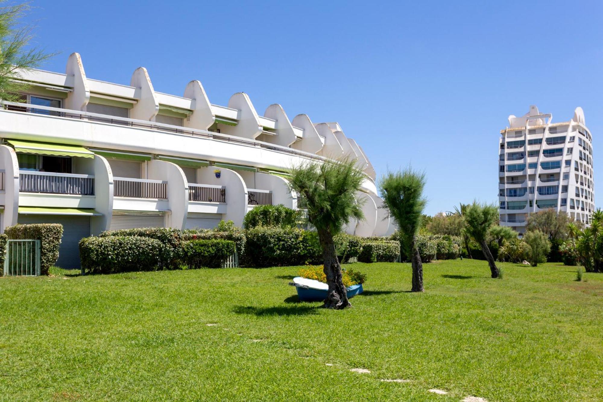 Chez Fabienne - Superbe Appartement Avec Vue Sur La Mer Et Parking لا غراند موت المظهر الخارجي الصورة